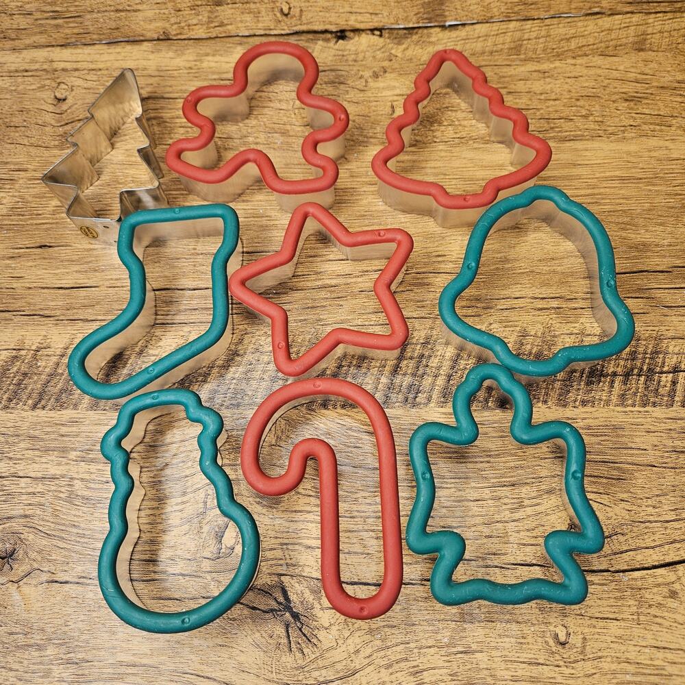 Comfort Grip Holiday Christmas Festive Cookie Cutters Angel Bell Stocking